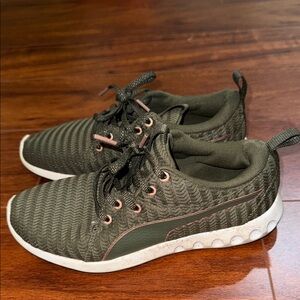Puma Textured Olive Sneakers